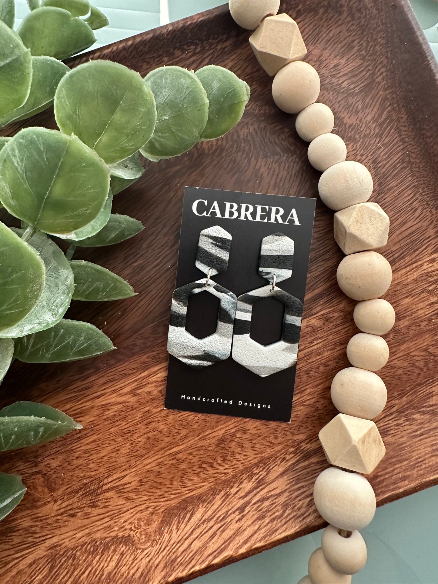 TIANA - Triangle Design