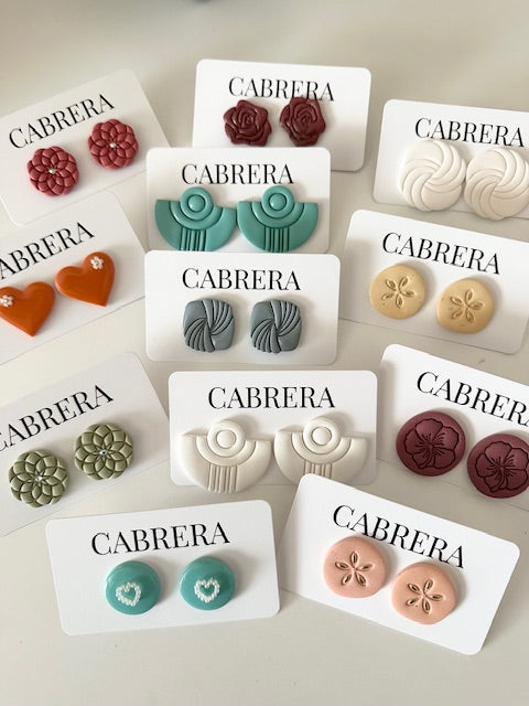 Oversized Stud - Claims on LIVE SALES